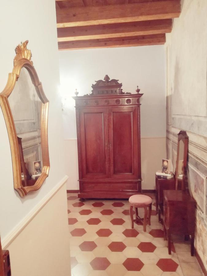 Il Rifugio Di Elizabeth Bed & Breakfast Bergamo Exterior photo
